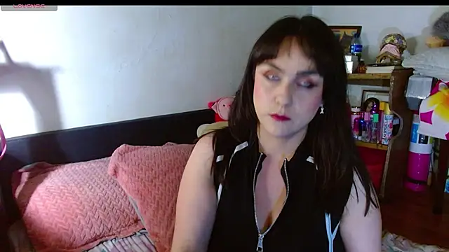 collette beaufoy  online show from April 9, 2026, 4:34 am