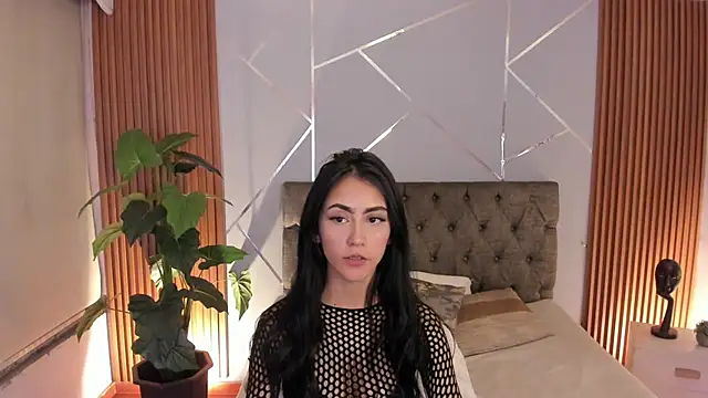 Snapshot of Coralinnee_ chatting on April 25, 2026, 3:09 am Coralinnee online show from April 25, 2026, 3:09 am