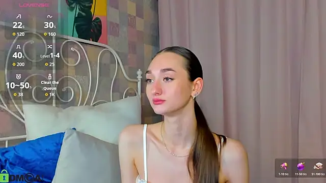 Kelly Powell online show from November 15, 2025, 2:20 am