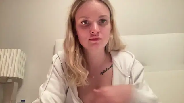 mariemelissah online show from December 23, 2024, 6:05 pm