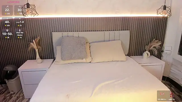 Snapshot of SHANONCLARK chatting on October 7, 2025, 7:11 pm SHANONCLARK online show from October 7, 2025, 7:11 pm