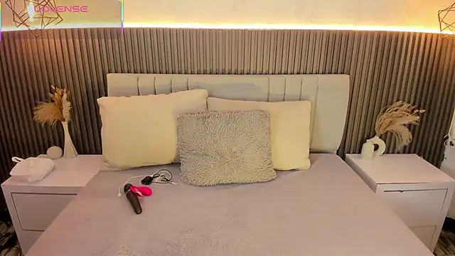 Snapshot of SHANONCLARK chatting on October 11, 2025, 6:06 pm SHANONCLARK online show from October 11, 2025, 6:06 pm