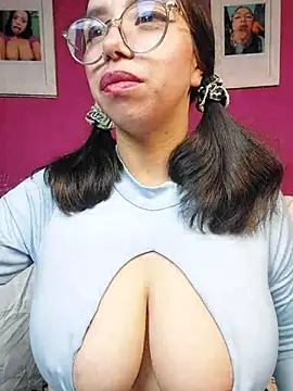 Snapshot of valentina_swallow chatting on July 16, 2026, 4:40 am valentina swallow online show from July 16, 2026, 4:40 am