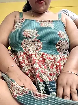 flamingoss online show from March 14, 2026, 7:08 pm