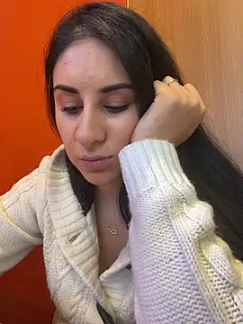 JenniferEdith online show from December 16, 2024, 7:37 am