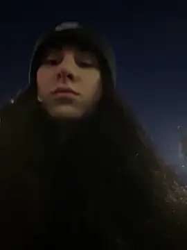 JenniferEdith online show from December 18, 2024, 5:04 am