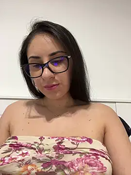 JenniferEdith online show from February 25, 2025, 3:05 pm