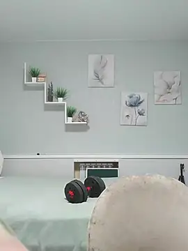 Linda Gregory online show from January 13, 2025, 1:23 am