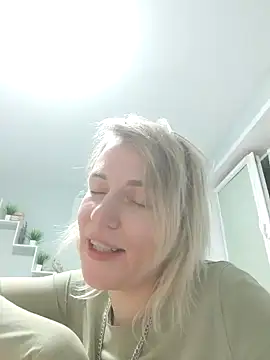 Linda Gregory online show from February 9, 2025, 3:53 am