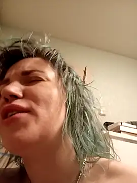 Linda Gregory online show from March 8, 2026, 1:36 am