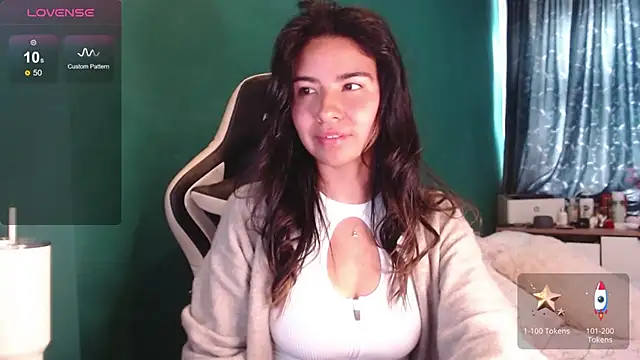 Snapshot of alice_middlee chatting on April 29, 2026, 6:58 pm alice middlee online show from April 29, 2026, 6:58 pm