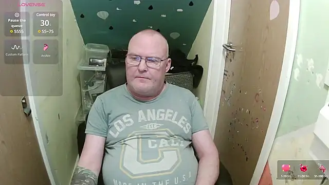 FriendlyDave online show from February 16, 2025, 6:32 pm