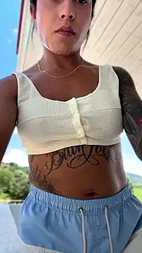 Snapshot of jesica__simpson chatting on August 2, 2026, 4:05 pm jesica simpson online show from August 2, 2026, 4:05 pm