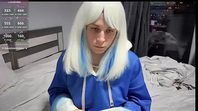 ShiroiFubuki online show from September 21, 2025, 6:42 pm