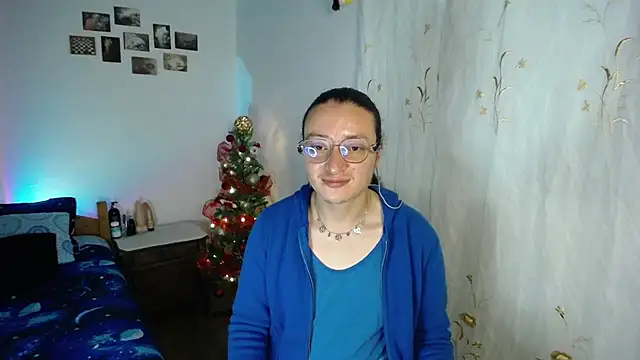 monkeywillwhite online show from December 20, 2025, 3:24 am