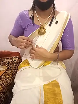 Mallu-Gayathri Arun online show from October 13, 2025, 5:18 am