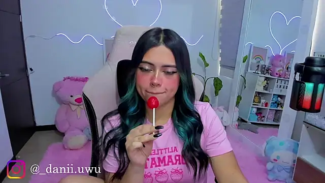 CuteDani  online show from March 2, 2026, 2:24 pm