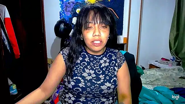 Snapshot of AmaraRoberts420 chatting on May 19, 2026, 1:00 am AmaraRoberts420 online show from May 19, 2026, 1:00 am
