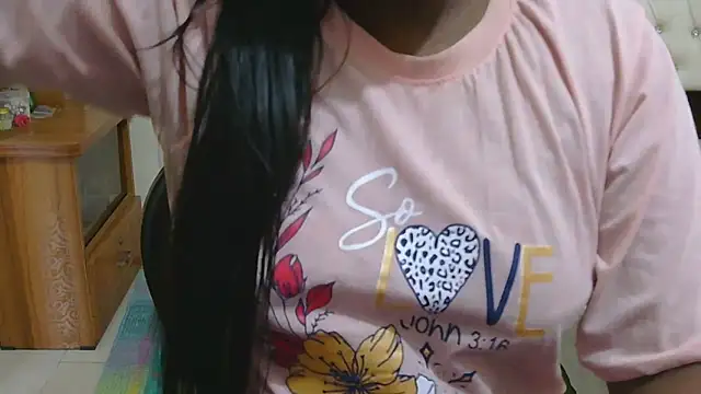 Snapshot of esita_1212 chatting on May 4, 2026, 3:35 am esita 1212 online show from May 4, 2026, 3:35 am