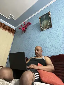 Dick 6inches online show from April 8, 2026, 12:10 am