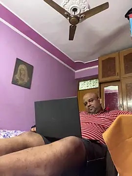 Snapshot of Dick_6inches chatting on June 19, 2026, 1:15 pm Dick 6inches online show from June 19, 2026, 1:15 pm