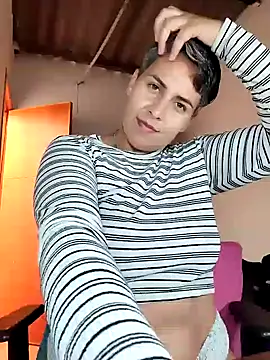 Yessi rousse online show from April 18, 2026, 3:27 pm