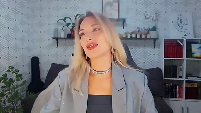 Snapshot of MillaXQueen chatting on June 13, 2026, 1:20 pm MillaXQueen online show from June 13, 2026, 1:20 pm