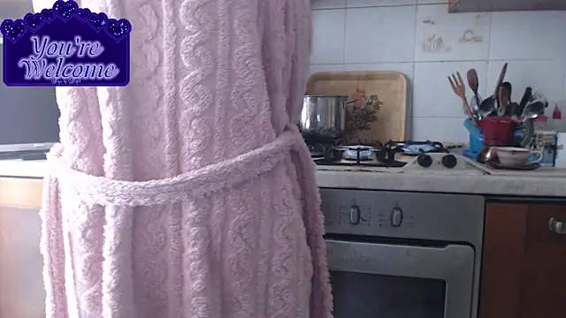 martachatte online show from April 3, 2026, 7:28 am