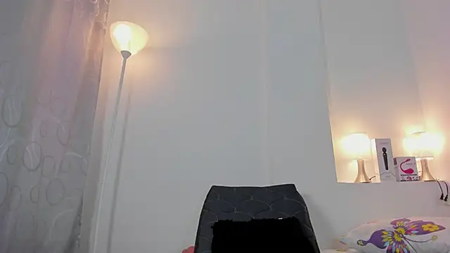 ice grace online show from March 10, 2025, 2:26 pm