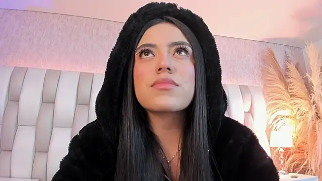 Rebeca jones online show from March 4, 2026, 12:22 pm