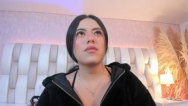 Rebeca jones online show from April 1, 2026, 12:06 pm