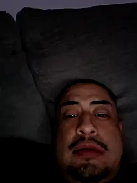 hungpenis210 online show from October 12, 2025, 2:43 am