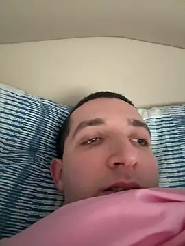 Snapshot of strange6696 chatting on January 17, 2025, 1:56 pm strange6696 online show from January 17, 2025, 1:56 pm