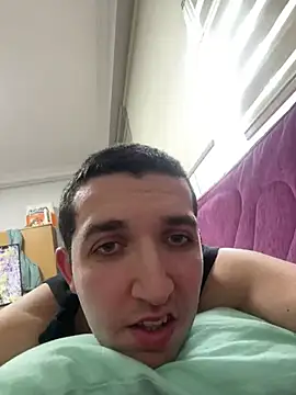 Snapshot of strange6696 chatting on February 28, 2025, 2:42 pm strange6696 online show from February 28, 2025, 2:42 pm