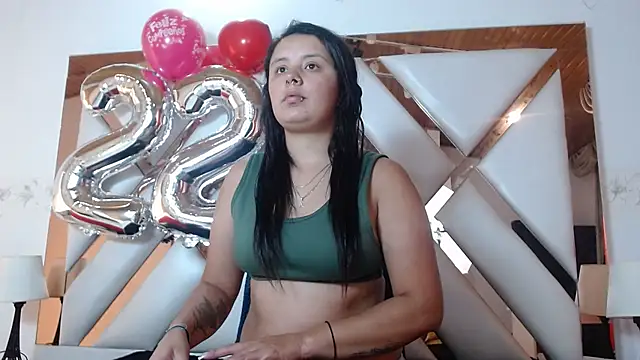 nathaly low1 online show from January 17, 2026, 12:21 pm