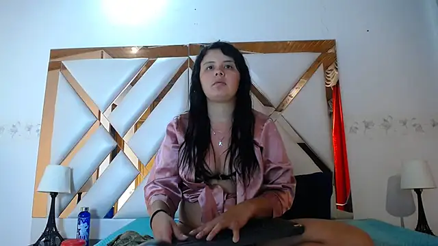 nathaly low1 online show from March 16, 2026, 1:04 pm