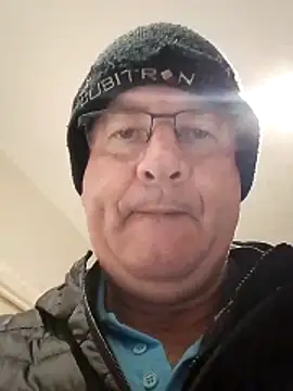 stiffandlubedxh online show from December 22, 2025, 9:12 pm