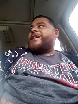 Snapshot of Martinez7233 chatting on November 30, 2025, 10:47 pm Martinez7233 online show from November 30, 2025, 10:47 pm