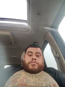 Snapshot of Martinez7233 chatting on December 3, 2025, 8:18 pm Martinez7233 online show from December 3, 2025, 8:18 pm