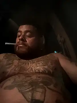 Snapshot of Martinez7233 chatting on December 4, 2025, 9:51 am Martinez7233 online show from December 4, 2025, 9:51 am