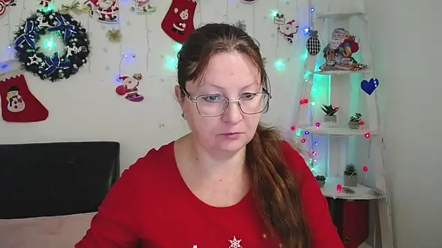 VanessaHotts online show from December 27, 2024, 6:14 am