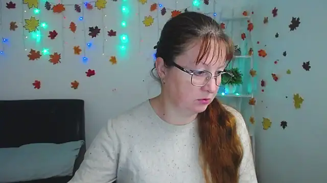 VanessaHotts online show from November 15, 2025, 6:00 am