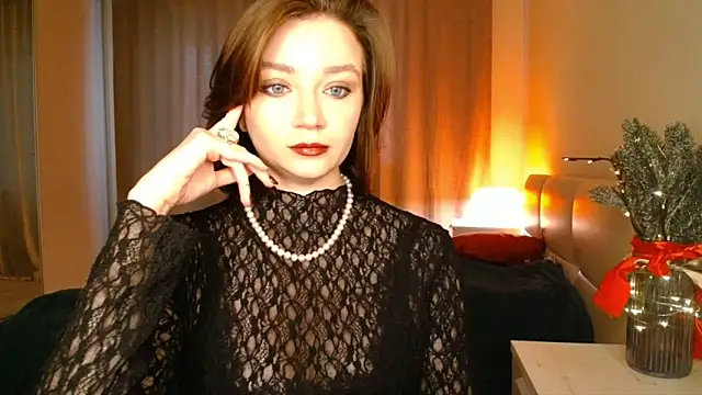 Shadow Passion online show from December 14, 2025, 7:03 am