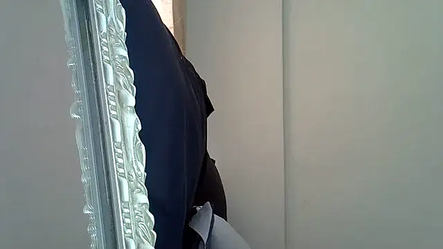 AddictiveAssCurves online show from February 3, 2026, 8:41 am