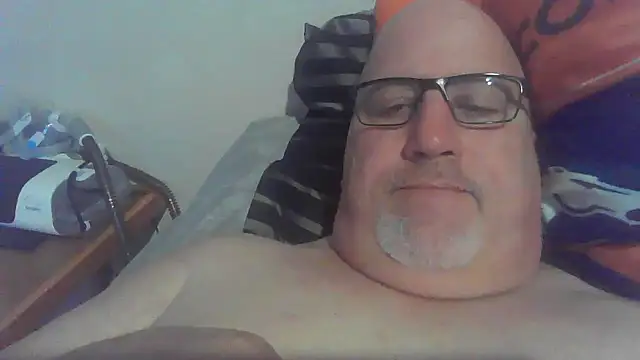 Bigbear0563 online show from December 29, 2024, 8:37 pm