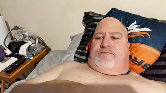 Bigbear0563 online show from January 8, 2025, 8:39 pm