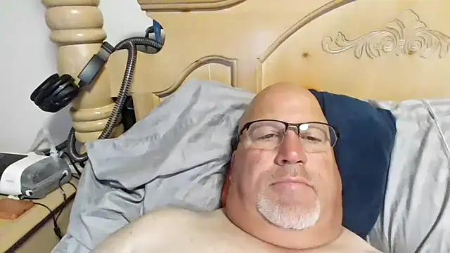 Snapshot of Bigbear0563 chatting on June 17, 2026, 4:41 pm Bigbear0563 online show from June 17, 2026, 4:41 pm