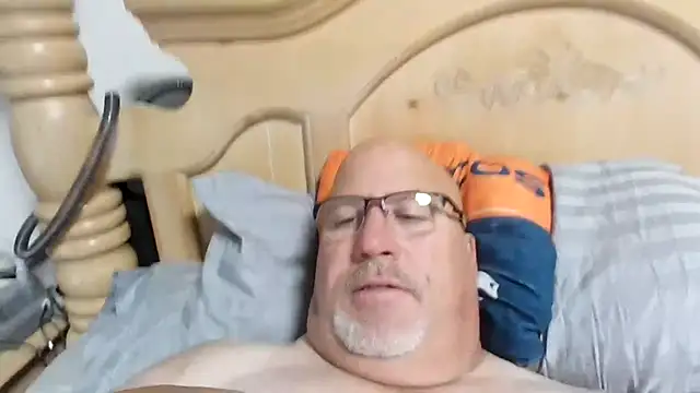 Snapshot of Bigbear0563 chatting on July 26, 2026, 4:58 pm Bigbear0563 online show from July 26, 2026, 4:58 pm