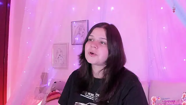 Mey moon online show from September 9, 2025, 3:06 am