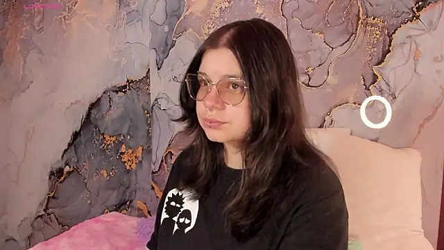 Mey moon online show from February 27, 2026, 4:23 am